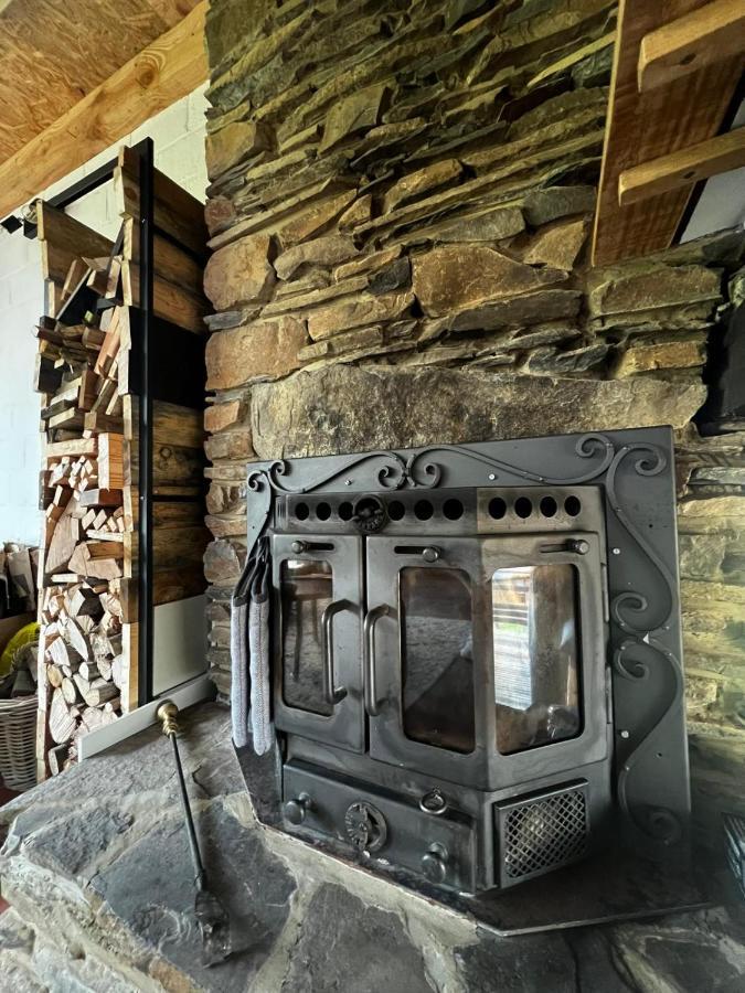 La Cabane D'Helie - Cottage En Pleine Foret - Domaine Du Bonsoy Hastiere-par-dela Kültér fotó